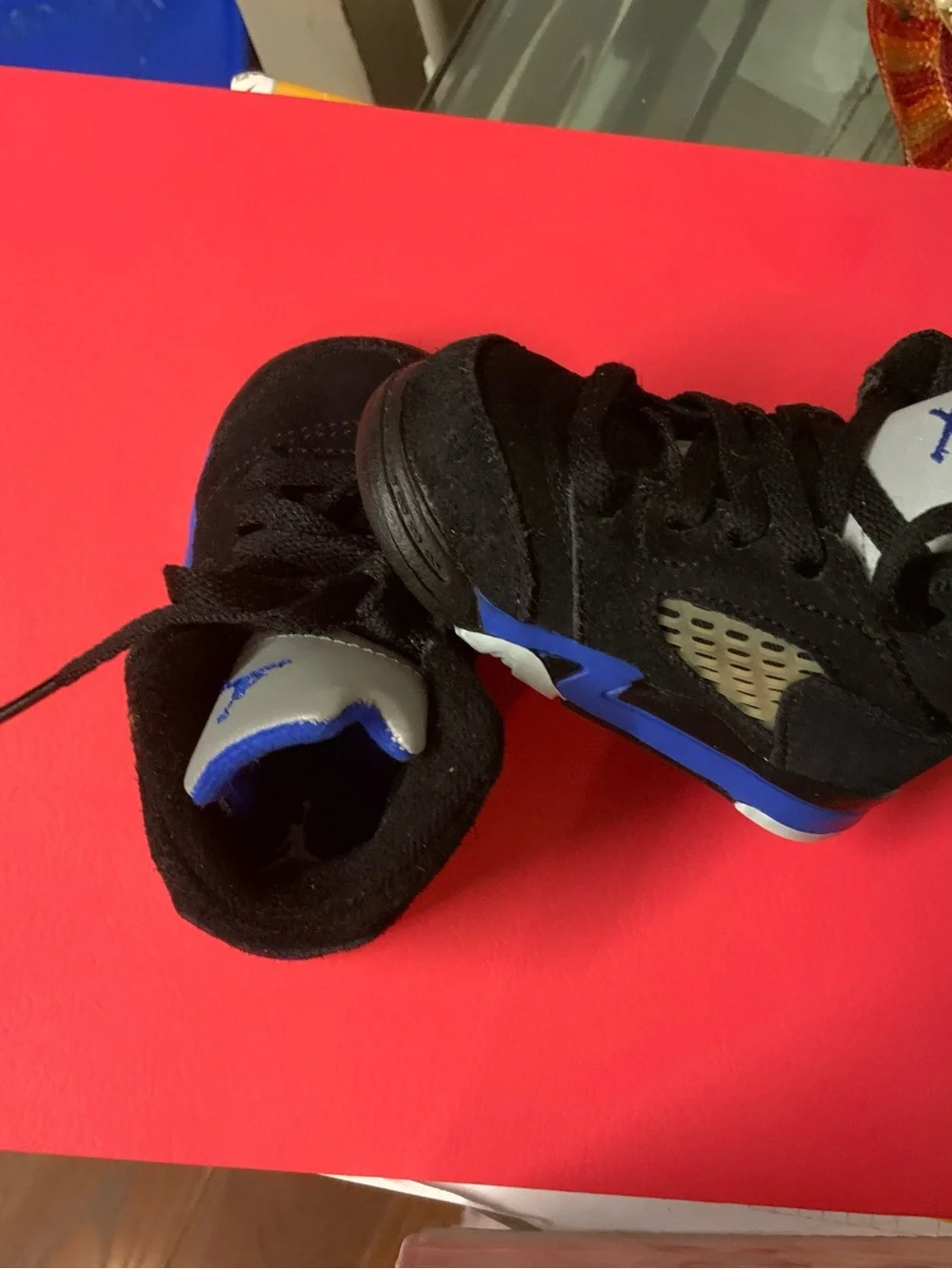 Jordan Kids Black and Blue Retro Basketball Sneakers